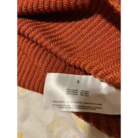EUC Jessica Simpson Rust Rib Knit Sweater Size Small - Picture 7 of 10